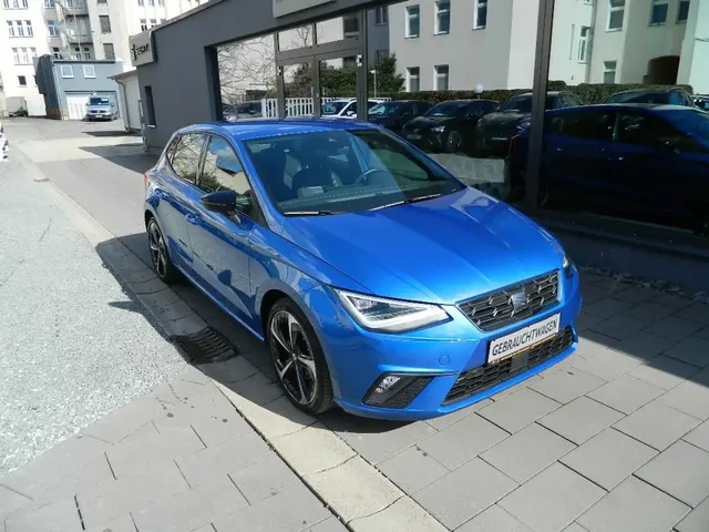 Seat Ibiza FR 1.0 TSI DSG Pro/Sitzheiz/PDCv+h/Kamera/Navi/Vol — миниатюра 1