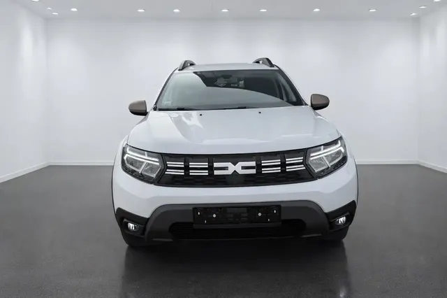 Dacia Duster II Extreme 150 EDC 8-fach bereift — миниатюра 1