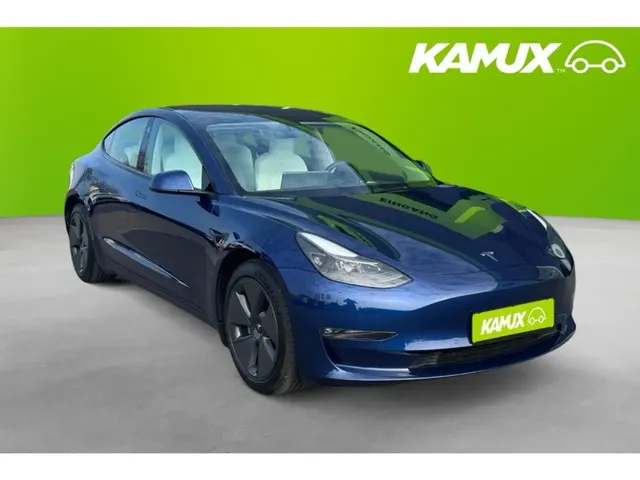 Tesla Model 3 Long Range Dual 75 kWh AWD+KAMERA+SHZ+PANO+ACC — миниатюра 1