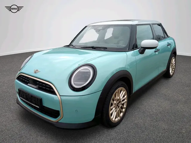 MINI Cooper C Favoured Trim — миниатюра 1
