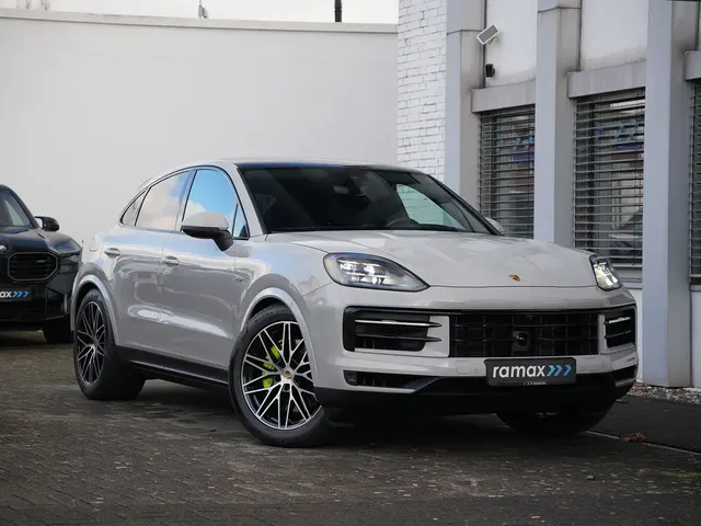Porsche Cayenne E-Hybrid Coup INNO-PANO-LUFTF.-SPORTABGAS-21RS — миниатюра 1