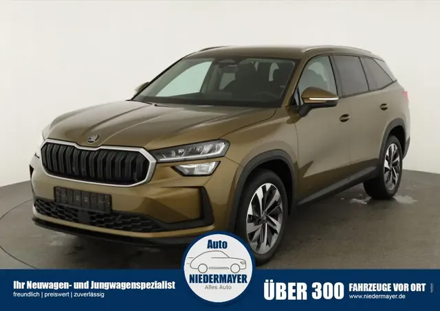 Skoda Kodiaq 2.0 TDI DSG 4x4 Selection, 7-Sitzer, AHK, Navi, Si — миниатюра 1