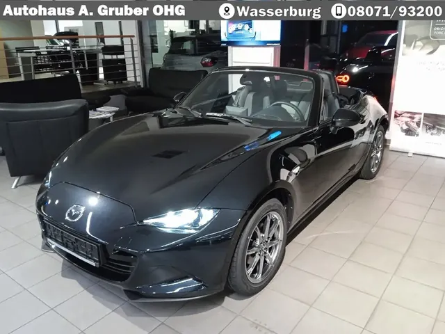 Mazda MX-5 SKYACTIV-G Exclusive + Navigation + Leder — миниатюра 1