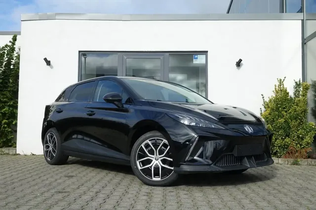 MG MG4 LUXURY 150KW 64 kWh 7J Garantie +AHK! — миниатюра 1