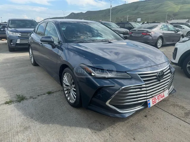 Toyota Limited — миниатюра 1