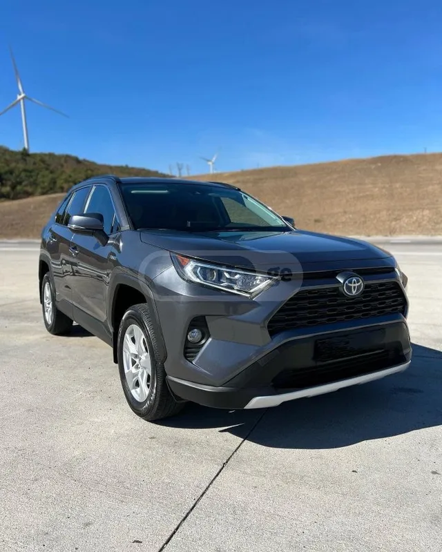 Toyota XLE — миниатюра 1