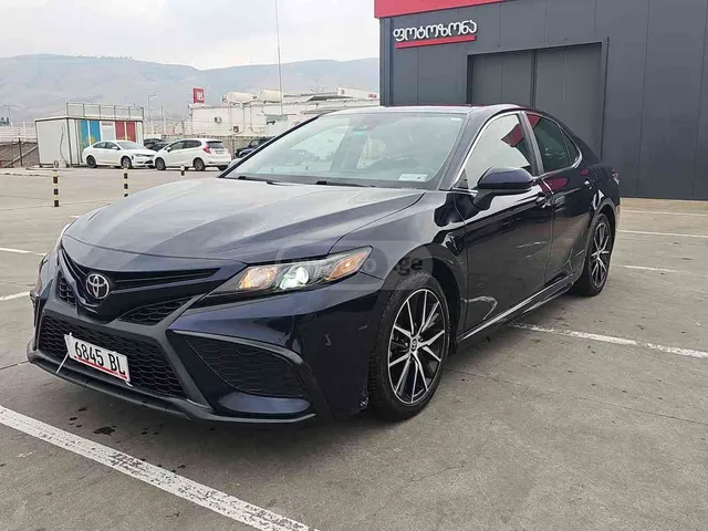 Toyota Toyota Camry — миниатюра 1