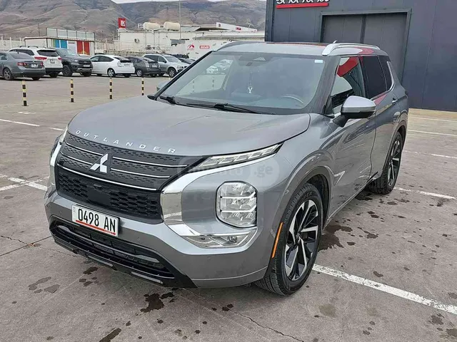 Mitsubishi Mitsubishi Outlander — миниатюра 1