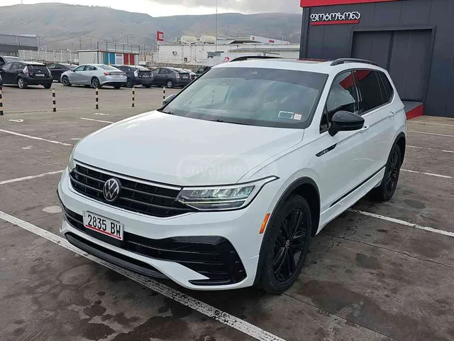 Volkswagen Volkswagen Tiguan — миниатюра 1