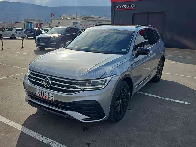 Volkswagen Volkswagen Tiguan — миниатюра 1