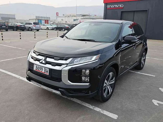 Mitsubishi Mitsubishi Outlander — миниатюра 1