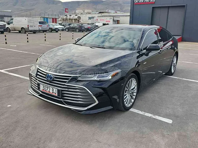 Toyota Toyota Avalon — миниатюра 1