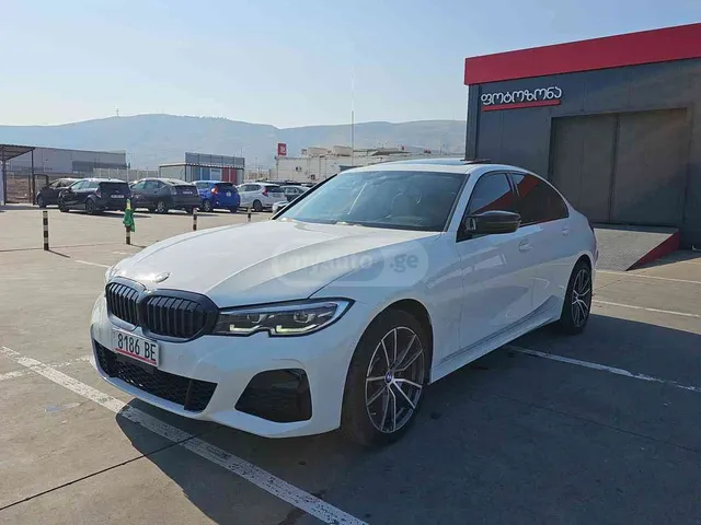 BMW Bmw 330 — миниатюра 1