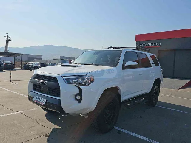Toyota Toyota 4runner — миниатюра 1