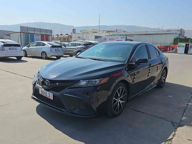 Toyota Toyota Camry — миниатюра 1