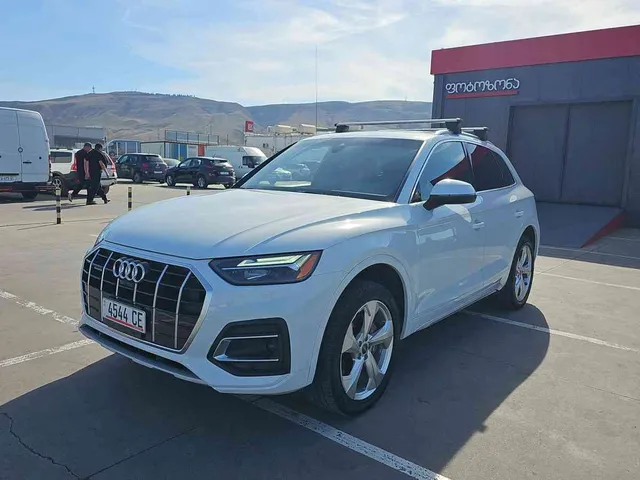 Audi Audi Q5 — миниатюра 1