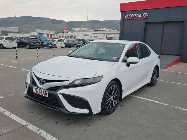 Toyota Toyota Camry — миниатюра 1