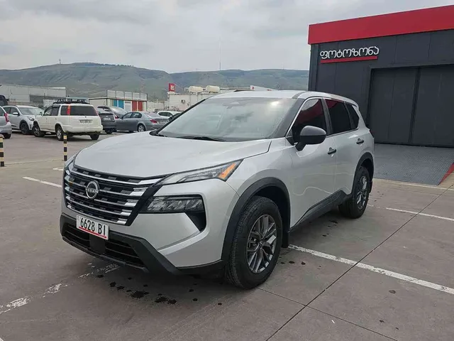 Nissan Nissan ROGUE — миниатюра 1