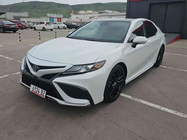 Toyota Toyota Camry — миниатюра 1