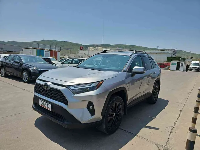 Toyota Toyota RAV4 — миниатюра 1