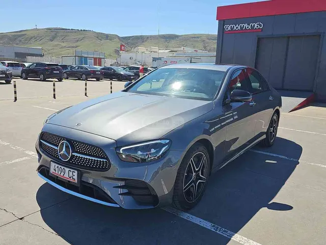 Mercedes-Benz Mercedes-benz E350 — миниатюра 1