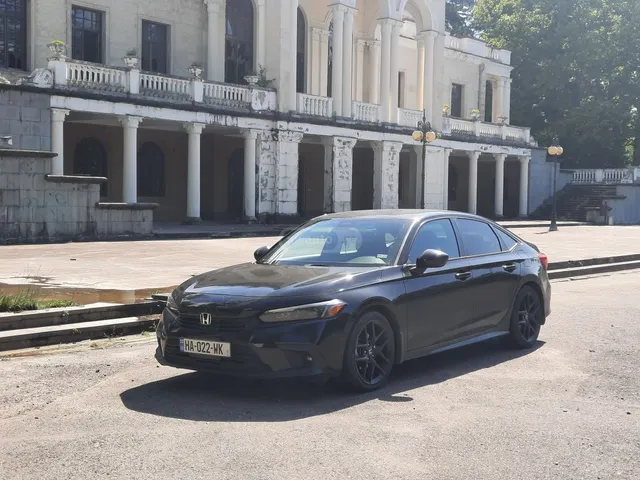 Honda Sport 4dr Sedan CVT — миниатюра 1