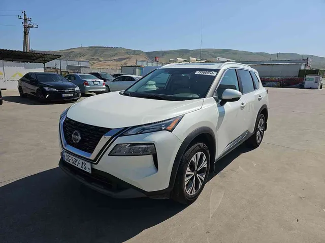 Nissan Nissan ROGUE — миниатюра 1