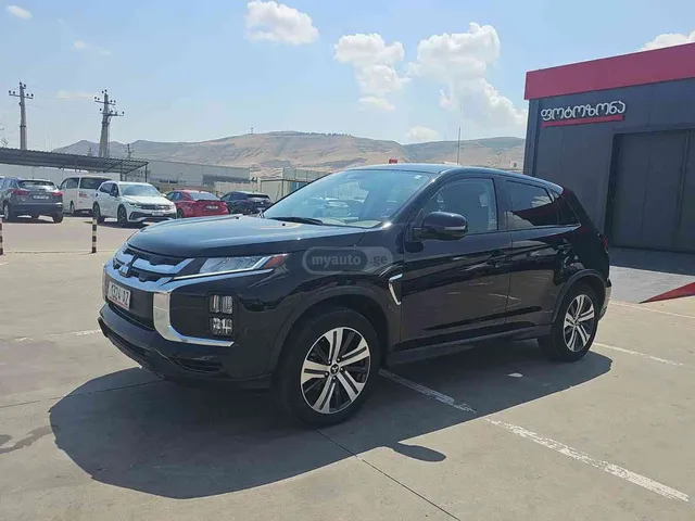 Mitsubishi Mitsubishi Outlander — миниатюра 1