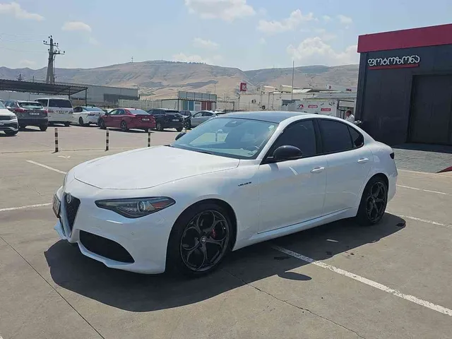 Alfa Romeo Alfa romeo Giulia — миниатюра 1