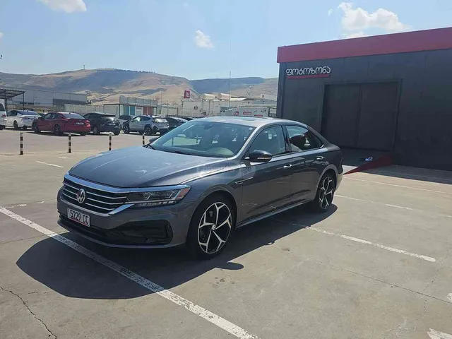 Volkswagen Volkswagen Passat — миниатюра 1