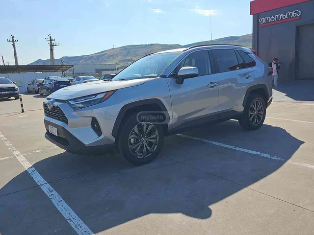 Toyota Toyota RAV4 — миниатюра 1