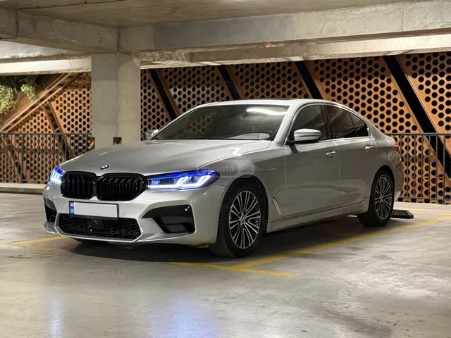 BMW M5 — миниатюра 1