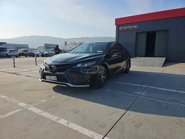 Toyota Toyota Camry — миниатюра 1