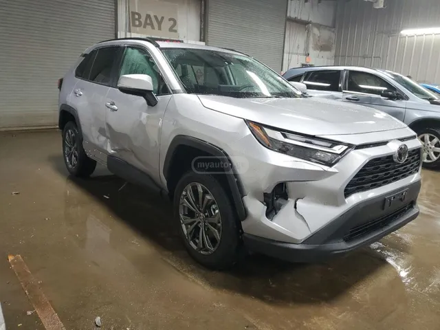 Toyota XLE PREMIUM — миниатюра 1