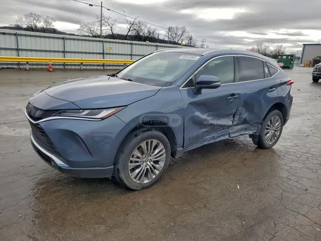 Toyota Limited 4dr All-Wheel Drive CV — миниатюра 1