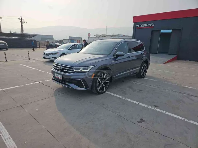 Volkswagen Volkswagen Tiguan — миниатюра 1