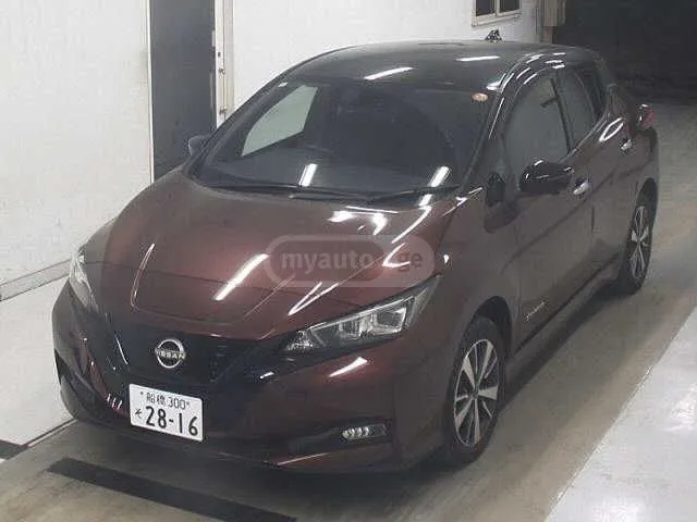 Nissan SL PLUS 4dr Hatchback Automati — миниатюра 1