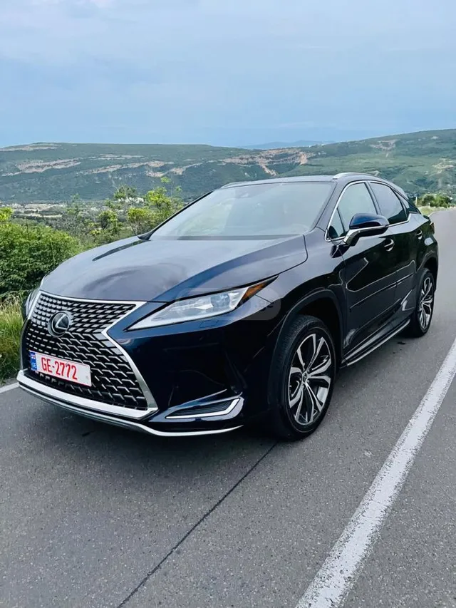 Lexus F SPORT 4dr All-Wheel Drive Au — миниатюра 1