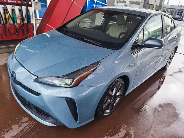 Toyota XLE 5dr Front-Wheel Drive Hatc — миниатюра 1