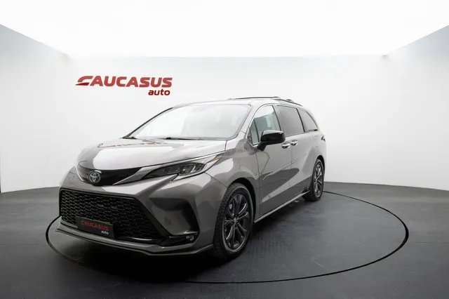 Toyota Toyota Sienna — миниатюра 1