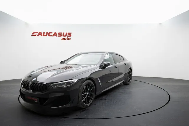 BMW Bmw 840i — миниатюра 1