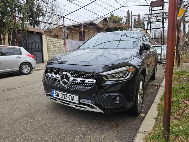 Mercedes-Benz Base GLA 250 4dr Front-Wheel D — миниатюра 1