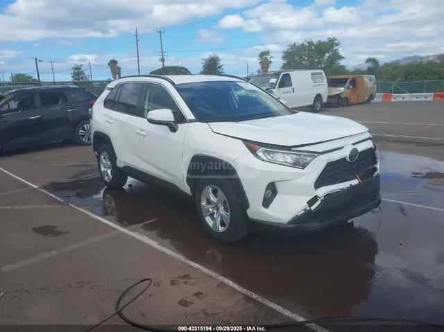 Toyota XLE — миниатюра 1