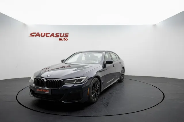 BMW Bmw 530xi — миниатюра 1