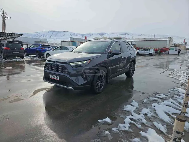 Toyota Toyota RAV4 — миниатюра 1