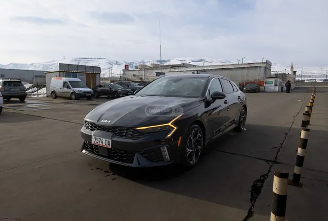 Kia Kia K5