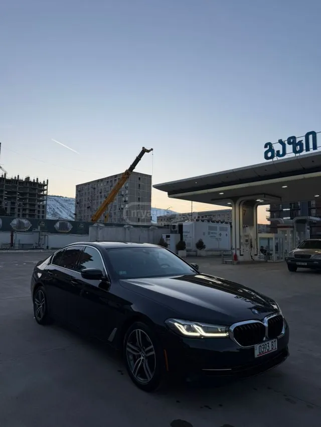 BMW xDrive iPerformance 4dr All-Wh — миниатюра 1