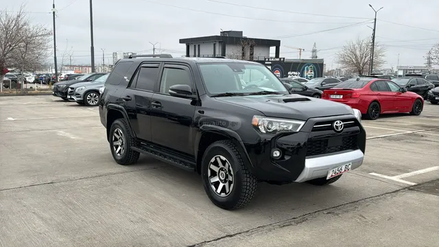 Toyota Limited 4dr 4x4 Automatic — миниатюра 1