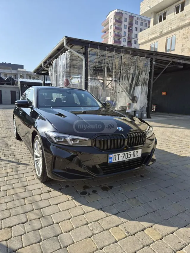 BMW xDrive 4dr All Wheel Drive Sed — миниатюра 1