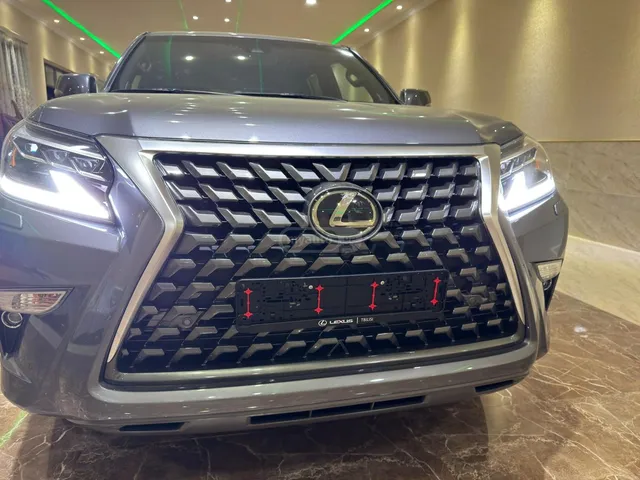 Lexus Luxury 4dr 4x4 Automatic — миниатюра 1